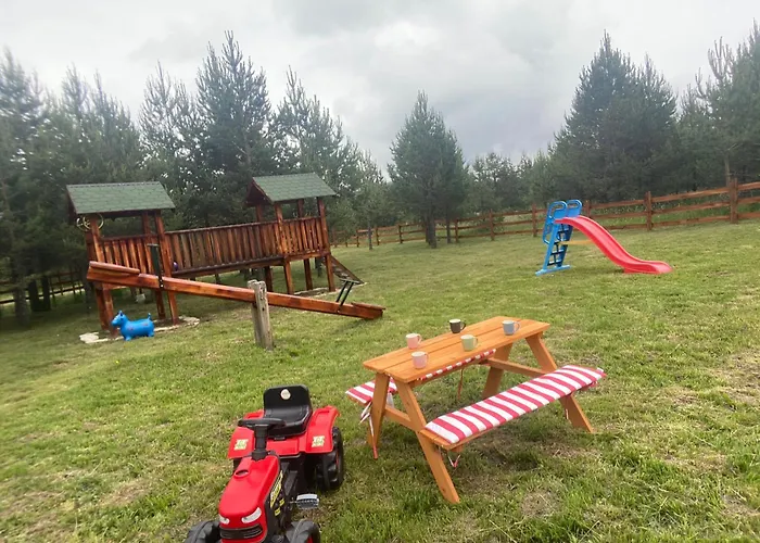 Carna 度假居 兹拉蒂博尔